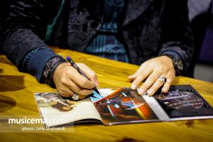 رونمایی آلبوم رونمایی آلبوم