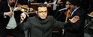وجود رهبر ثابت، وجههٔ بهتری برای ارکستر سمفونیک تهران دارد    