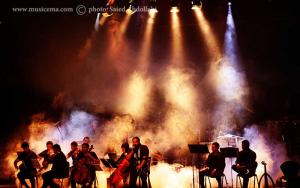 عکس‌های حاشیه‌ای از کنسرت رضا صادقی در برج میلاد تهران 