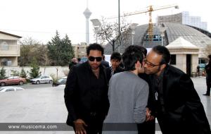 گزارش تصویری از حضور اهالی موسیقی در مراسم ختم پدر شهرام شکوهی گزارش تصویری از حضور اهالی موسیقی در مراسم ختم پدر شهرام شکوهی