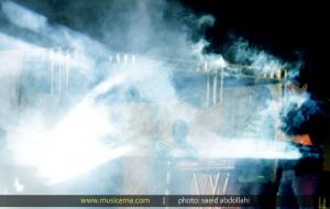 گزارش تصویری از اجرای سهراب پاکزاد در حاشیه دریاچه چیتگر