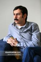 گفت و گو با «سید وحید حسینی» کارگردان مستند «بزم رزم» در دفتر سایت «موسیقی ما»