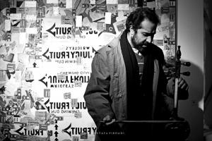 پرفورمنس «آدامس‌خوانی» - بهمن 1394